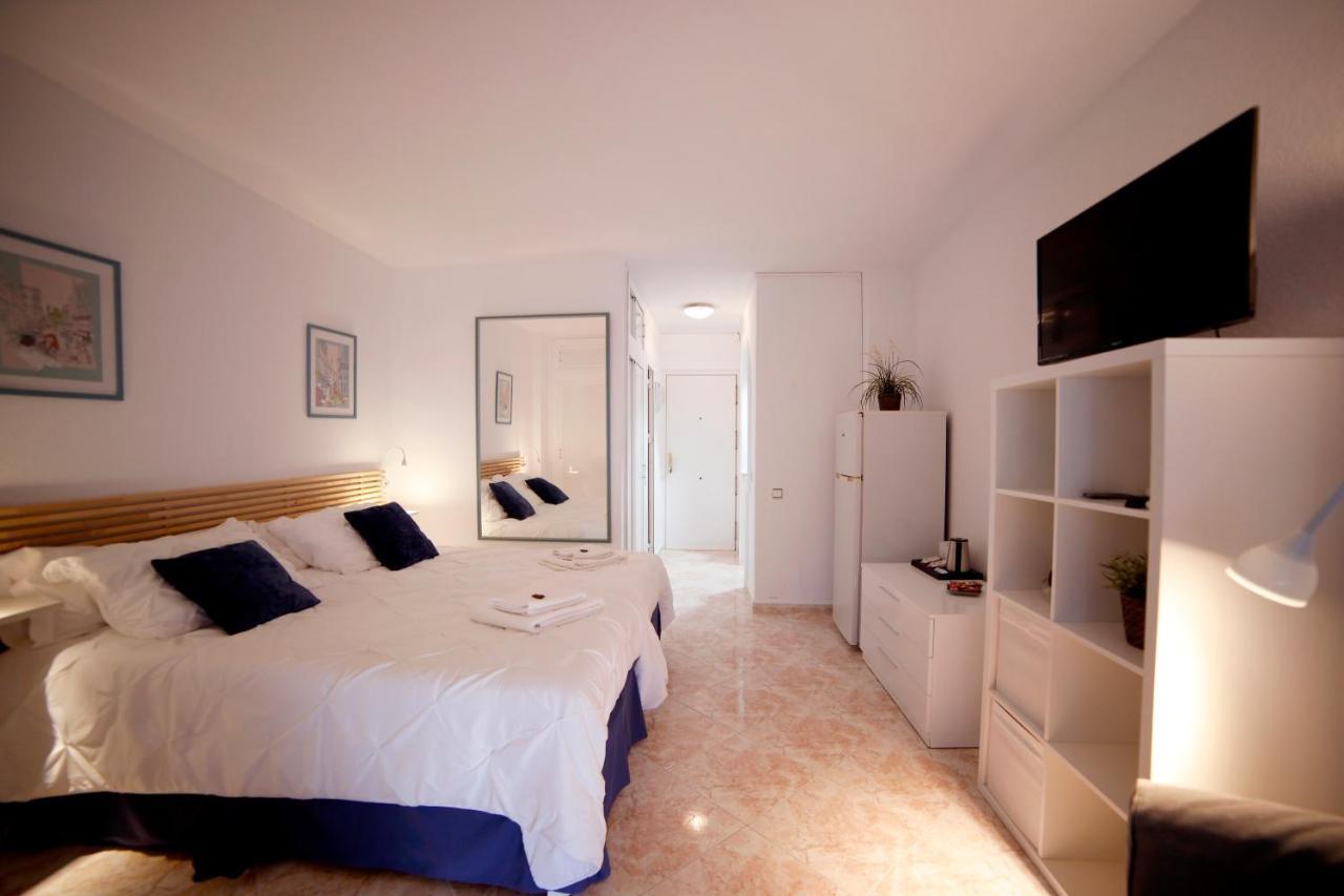 בנאלמדנה Apartamentos Dc מראה חיצוני תמונה